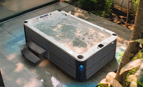 Deck Series Independence hot tubs for sale
